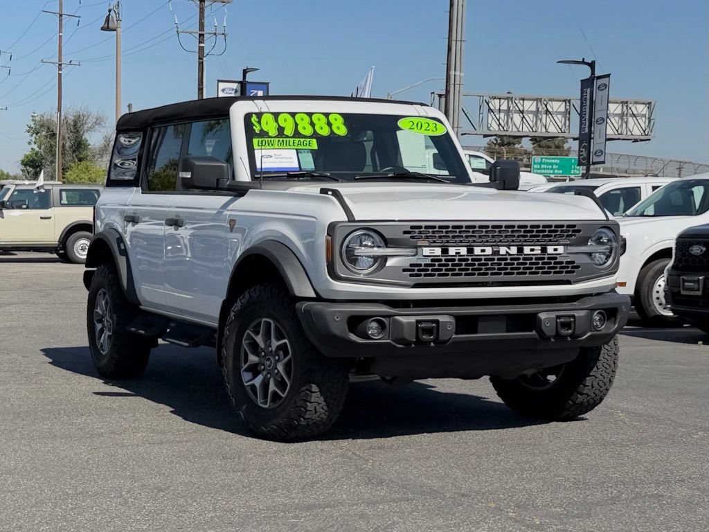 Certified 2023 Ford Bronco Badlands AWD/4WD image 3
