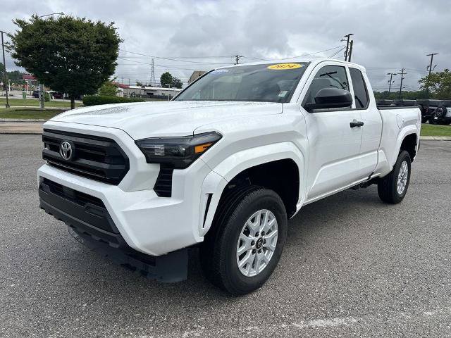 Used 2024 Toyota Tacoma SR RWD image 8