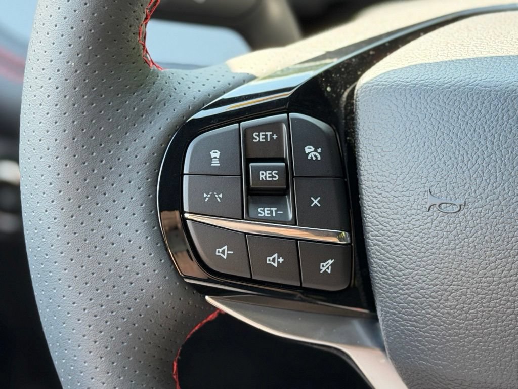 Certified 2026 Ford Explorer ST-Line AWD/4WD image 9
