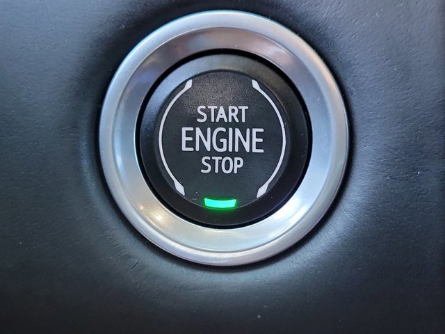 Used 2023 GMC Yukon Denali Ultimate image 32