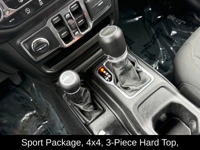 Used 2023 Jeep Gladiator Sport AWD/4WD image 23