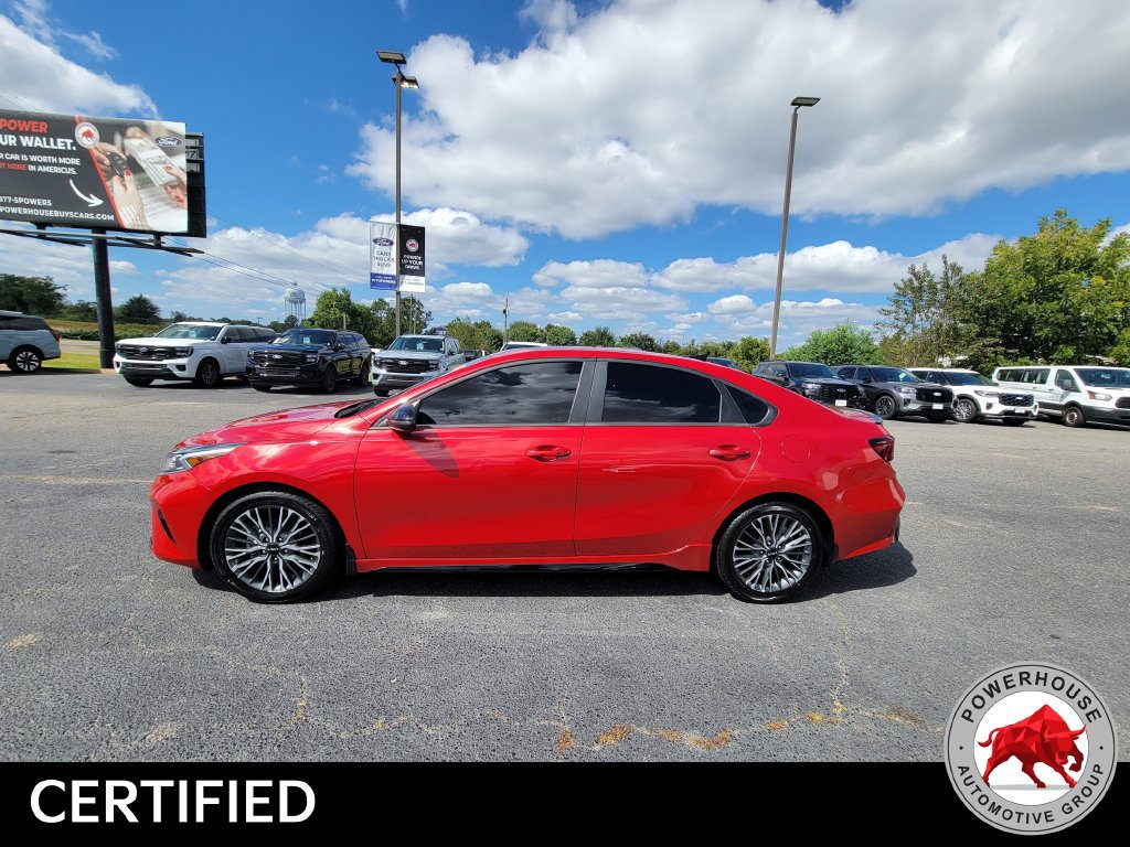 Used 2024 Kia Forte GT-Line w/ GT-Line Premium Package FWD image 3