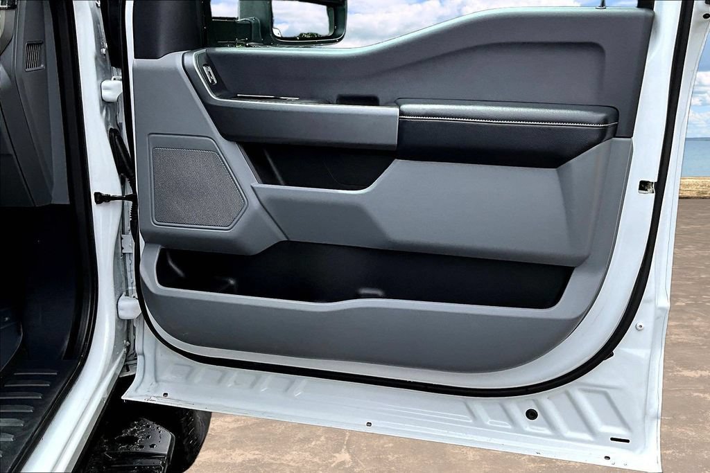 Certified 2025 Ford F250 XLT AWD/4WD image 30