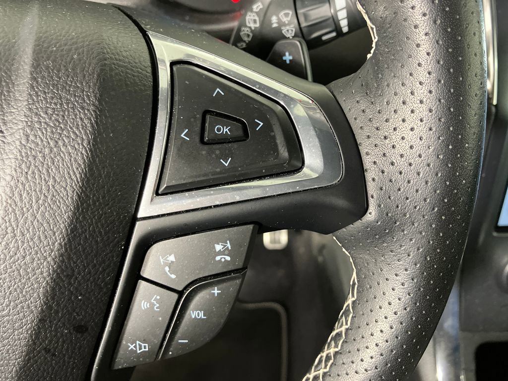 Certified 2023 Ford Edge ST image 18