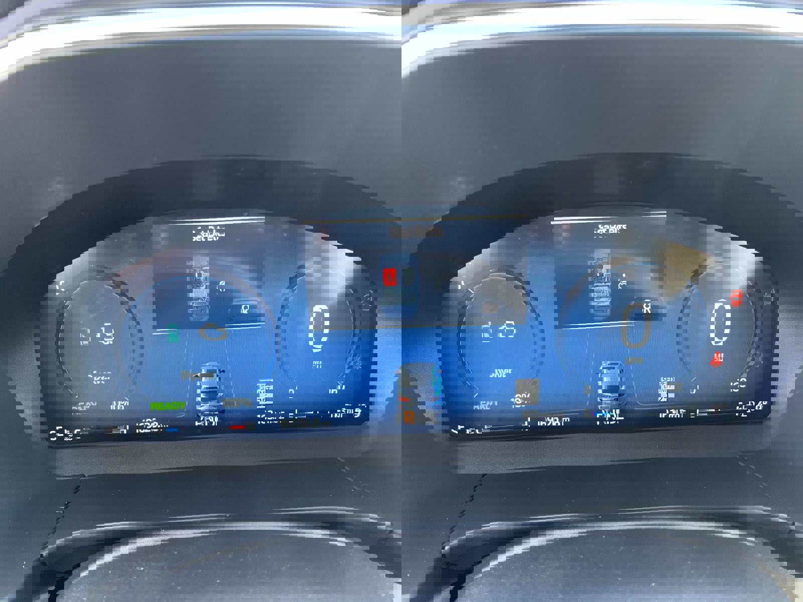 Certified 2025 Ford Escape Platinum w/ Premium Technology Package image 22