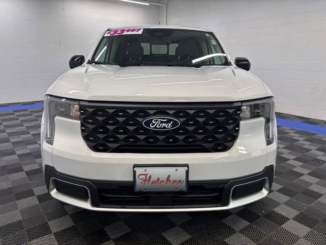 Certified 2025 Ford Maverick Lariat w/ 4K Tow Package AWD/4WD image 11