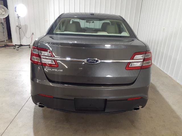 Certified 2019 Ford Taurus SE FWD image 26
