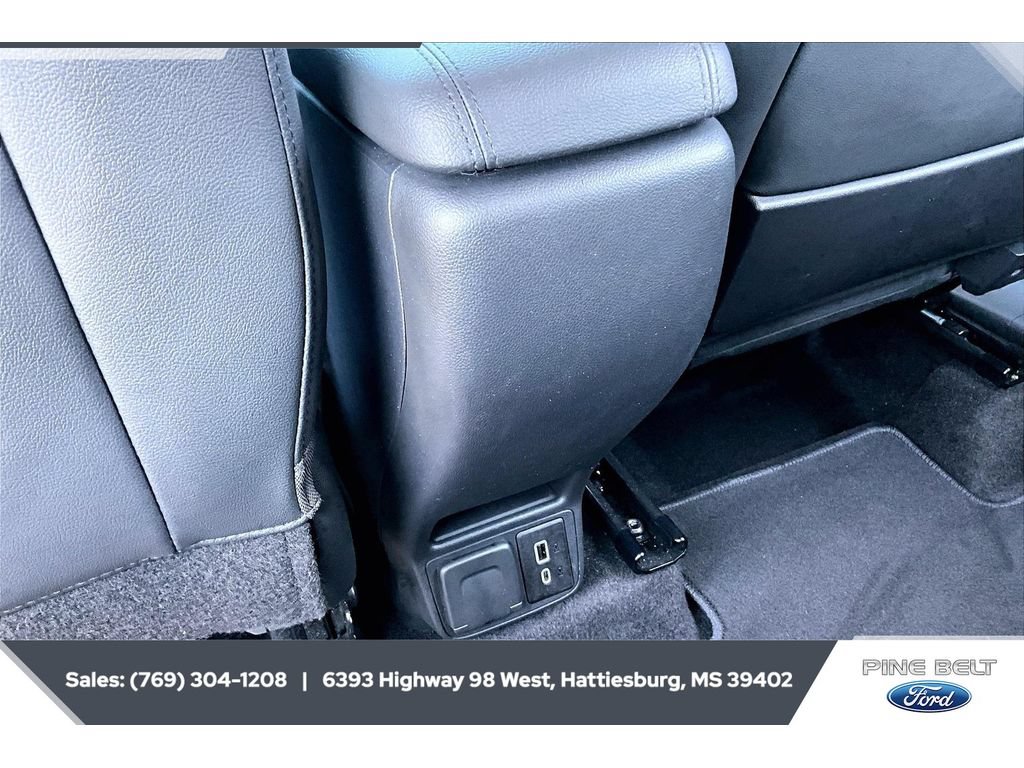 Used 2023 Buick Encore GX Essence w/ Experience Buick Package FWD image 25