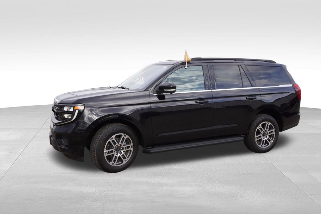 Certified 2025 Ford Expedition Active AWD/4WD image 10