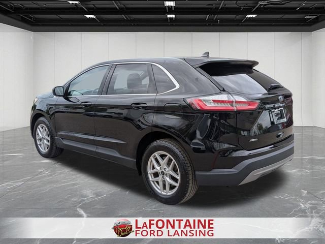 Certified 2023 Ford Edge SEL w/ Convenience Package AWD/4WD image 3