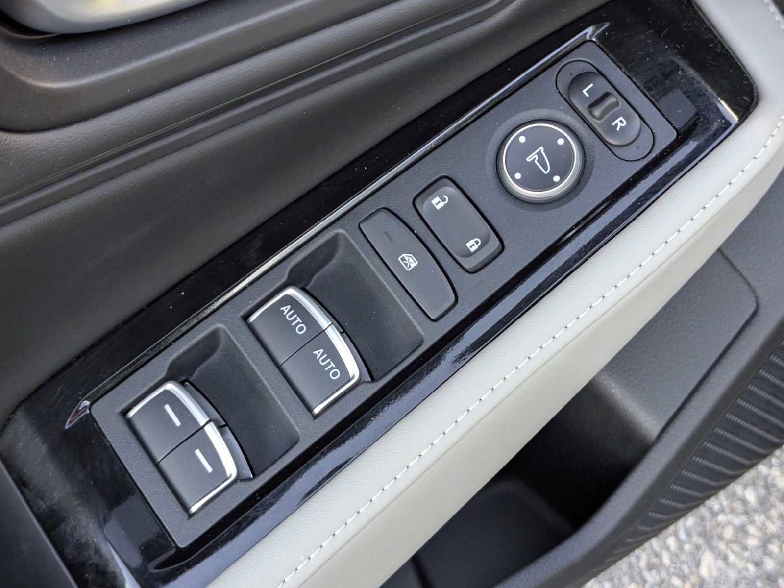 Used 2025 Honda Accord Touring image 19