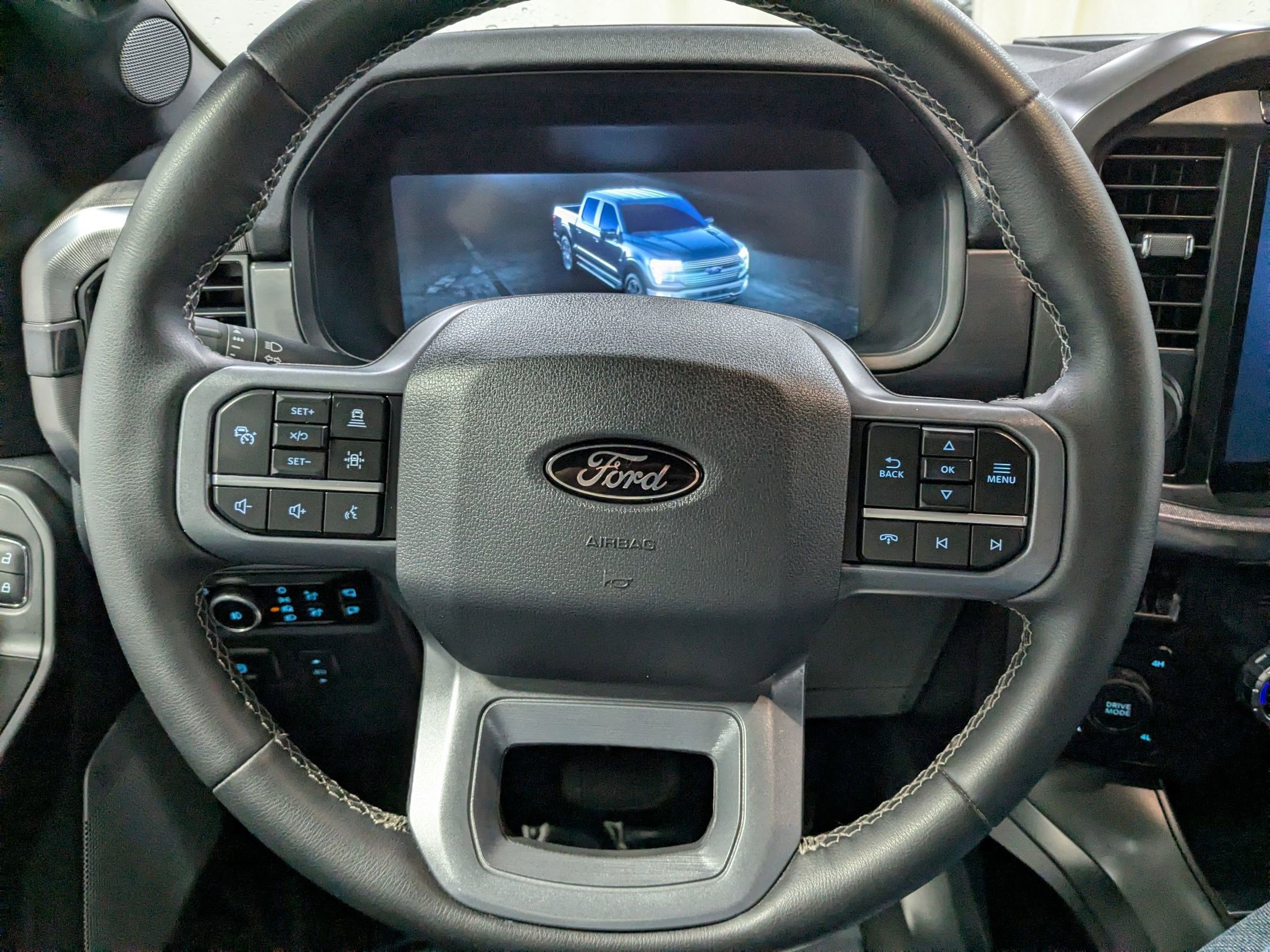 Certified 2025 Ford F150 Lariat image 21