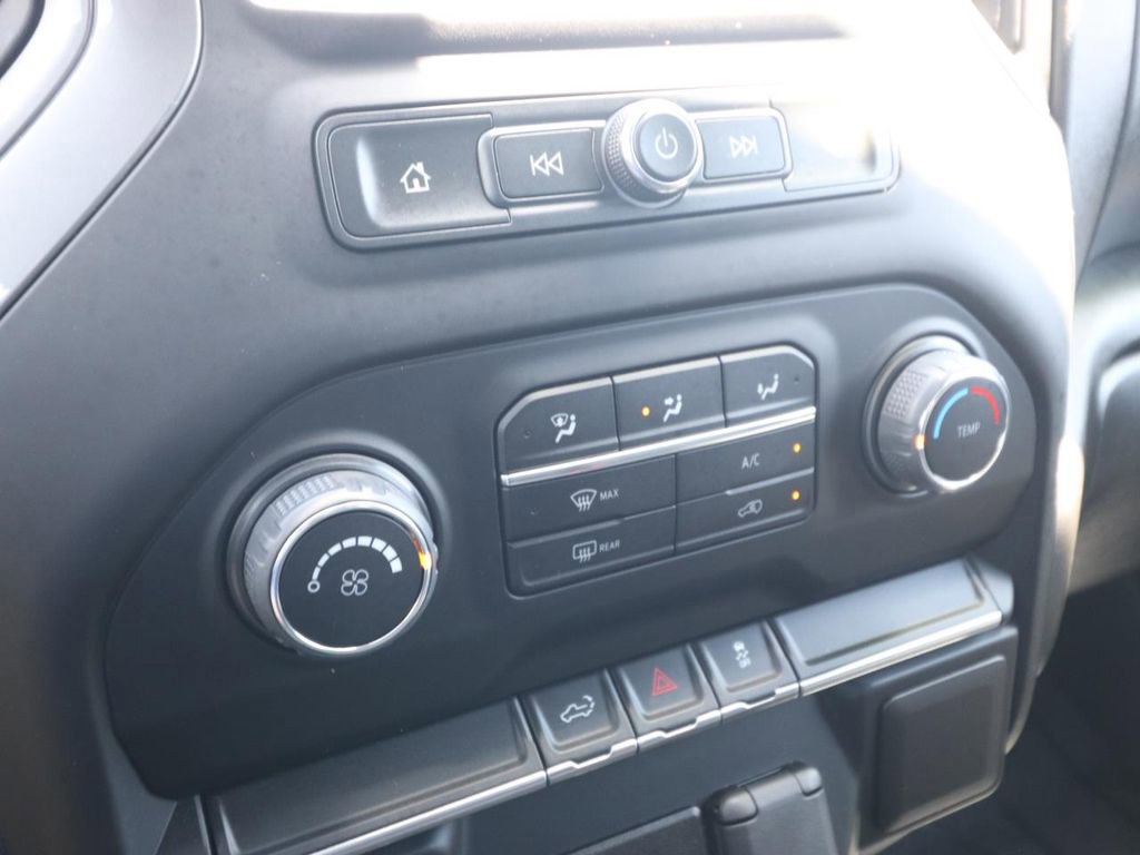 Used 2022 Chevrolet Silverado 2500 Custom w/ Custom Convenience Package image 22