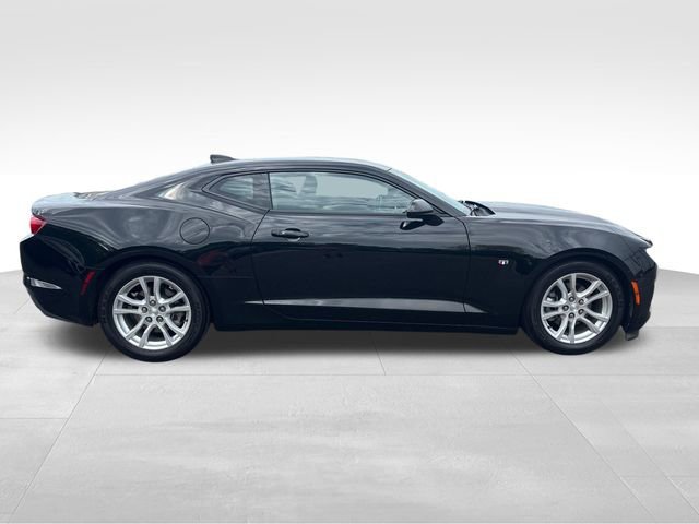 Used 2020 Chevrolet Camaro LS image 5