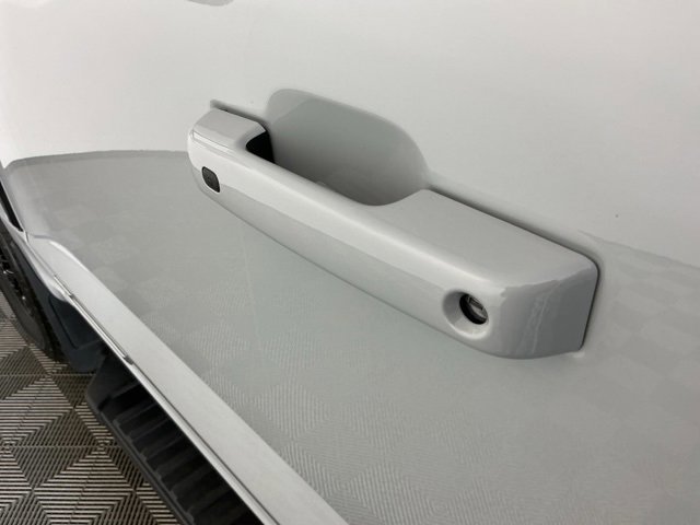 Certified 2025 Ford F350 Lariat w/ Black Appearance Package image 14