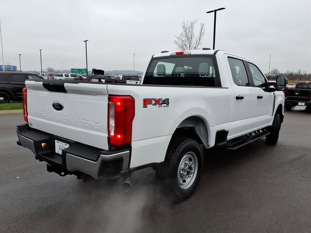 Certified 2025 Ford F250 XL w/ FX4 Off-Road Package image 3