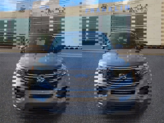 Certified 2023 Ford Explorer XLT image 2