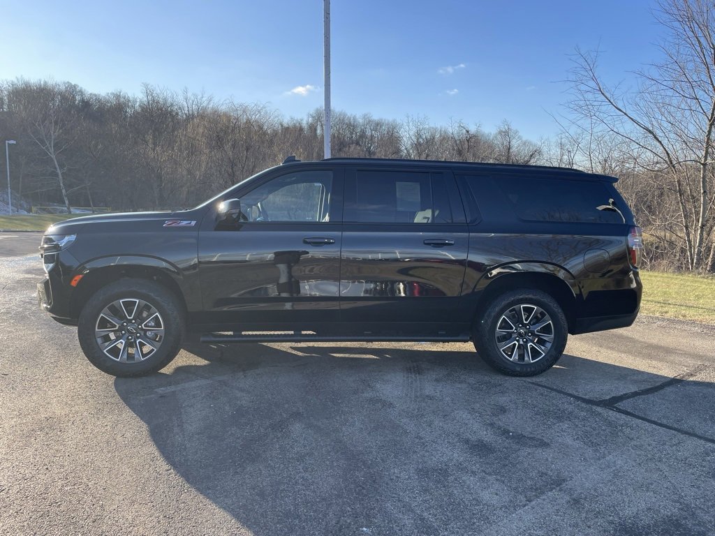 Used 2024 Chevrolet Suburban Z71 w/ Luxury Package image 6