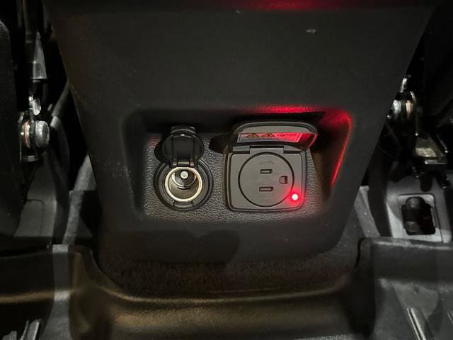 Used 2022 Kia Telluride SX w/ SX Prestige Package image 31