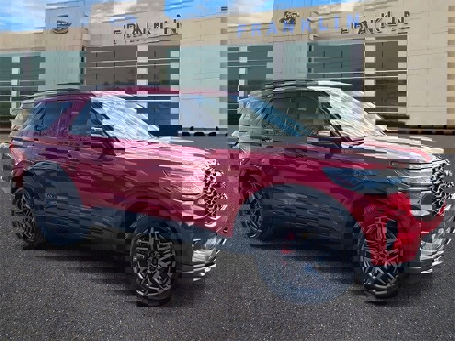 Certified 2025 Ford Explorer ST-Line w/ Premium Package image 7