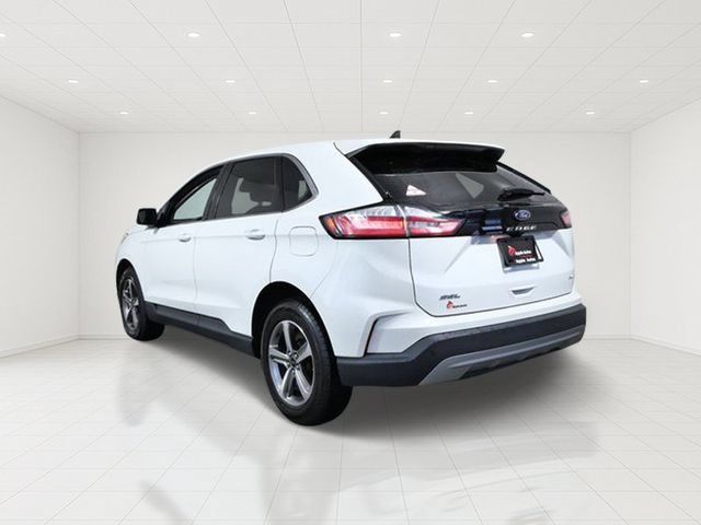 Certified 2024 Ford Edge SEL w/ Convenience Package AWD/4WD image 4