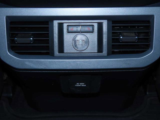 Certified 2025 Ford F350 Lariat image 27