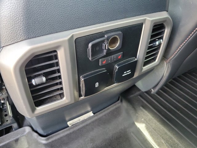 Certified 2022 Ford F250 Platinum w/ Tremor Off-Road Package image 18
