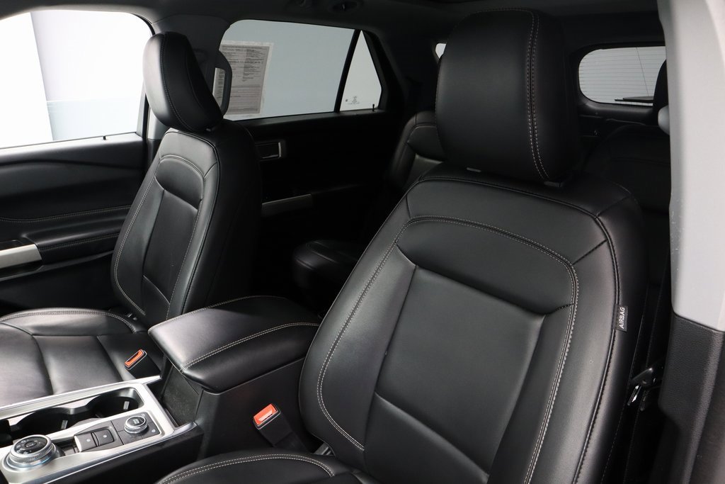 Certified 2023 Ford Explorer XLT w/ Equipment Group 202A image 28