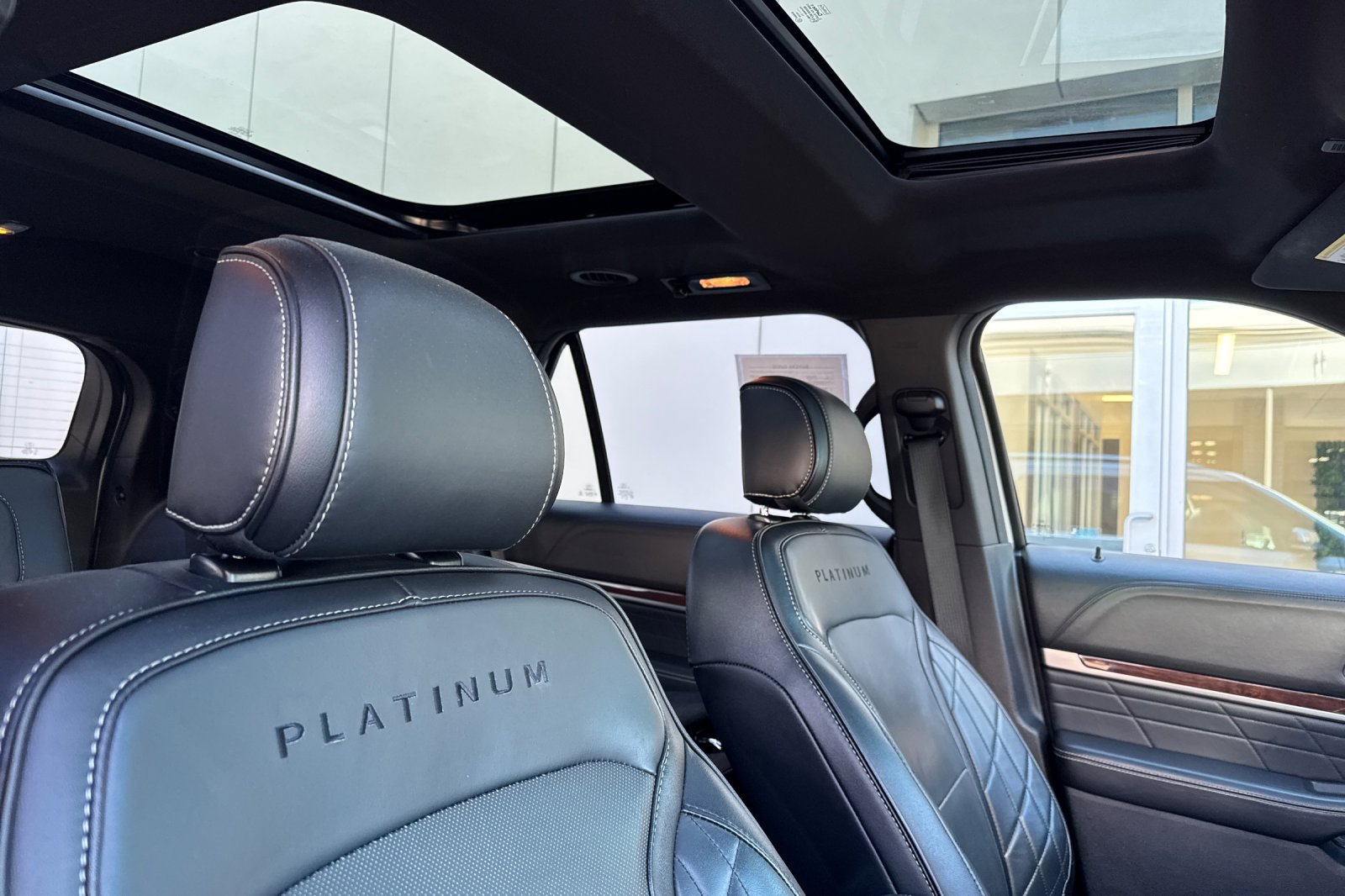 Certified 2017 Ford Explorer Platinum AWD/4WD image 18