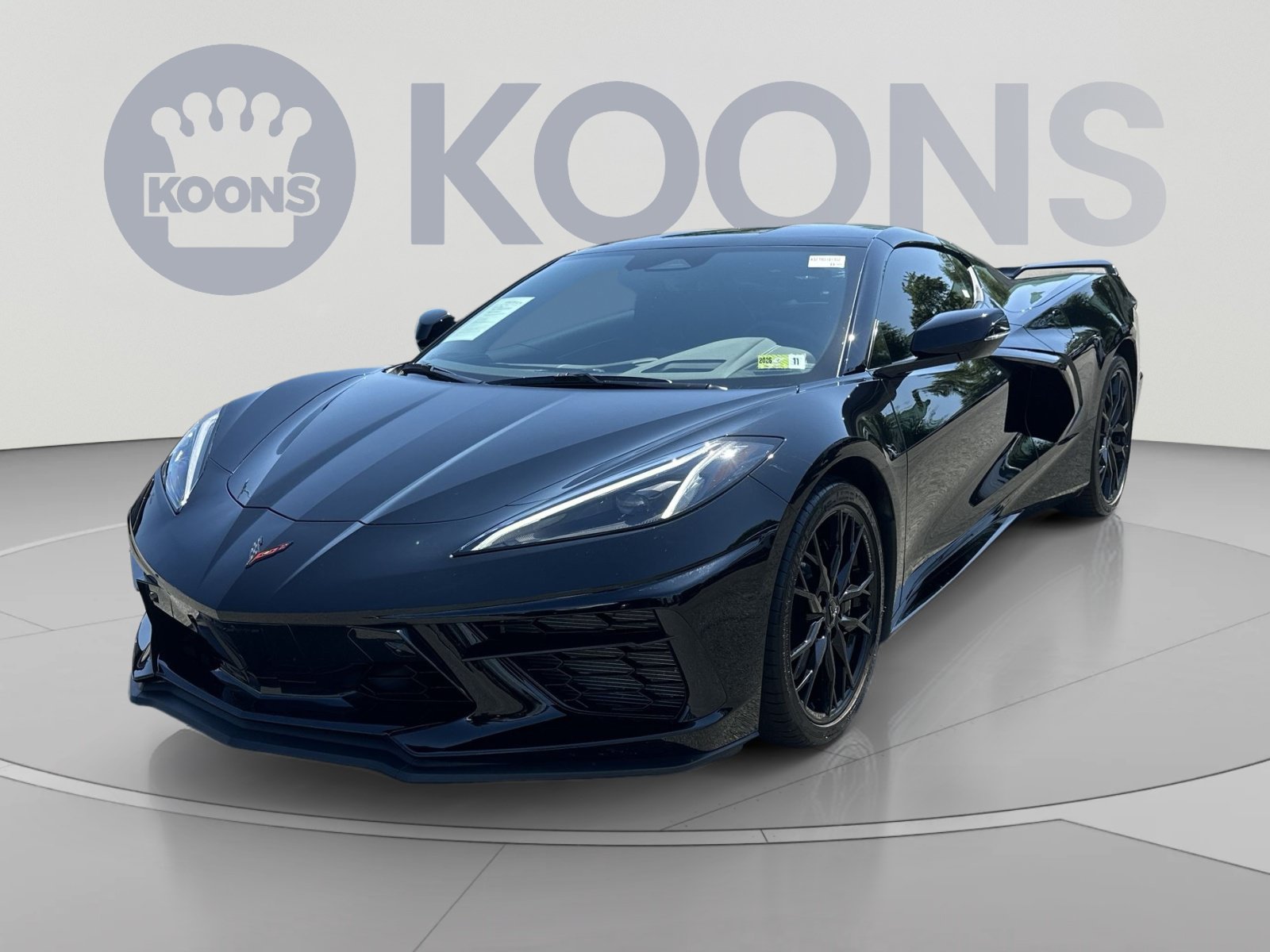 Used 2024 Chevrolet Corvette Stingray Preferred Cpe w/ Z51 Performance Package RWD image 1