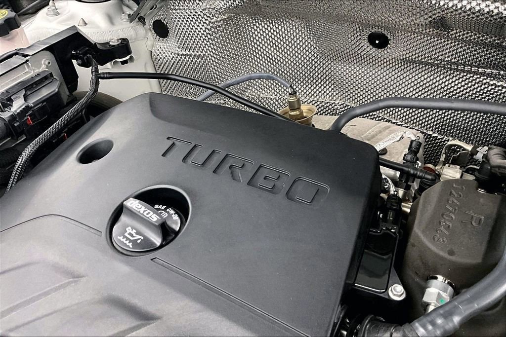 Used 2023 Buick Encore GX Essence w/ Experience Buick Package image 33