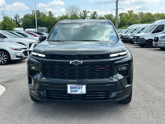 Used 2024 Chevrolet Traverse RS w/ LPO, Floor Liner Package AWD/4WD image 2