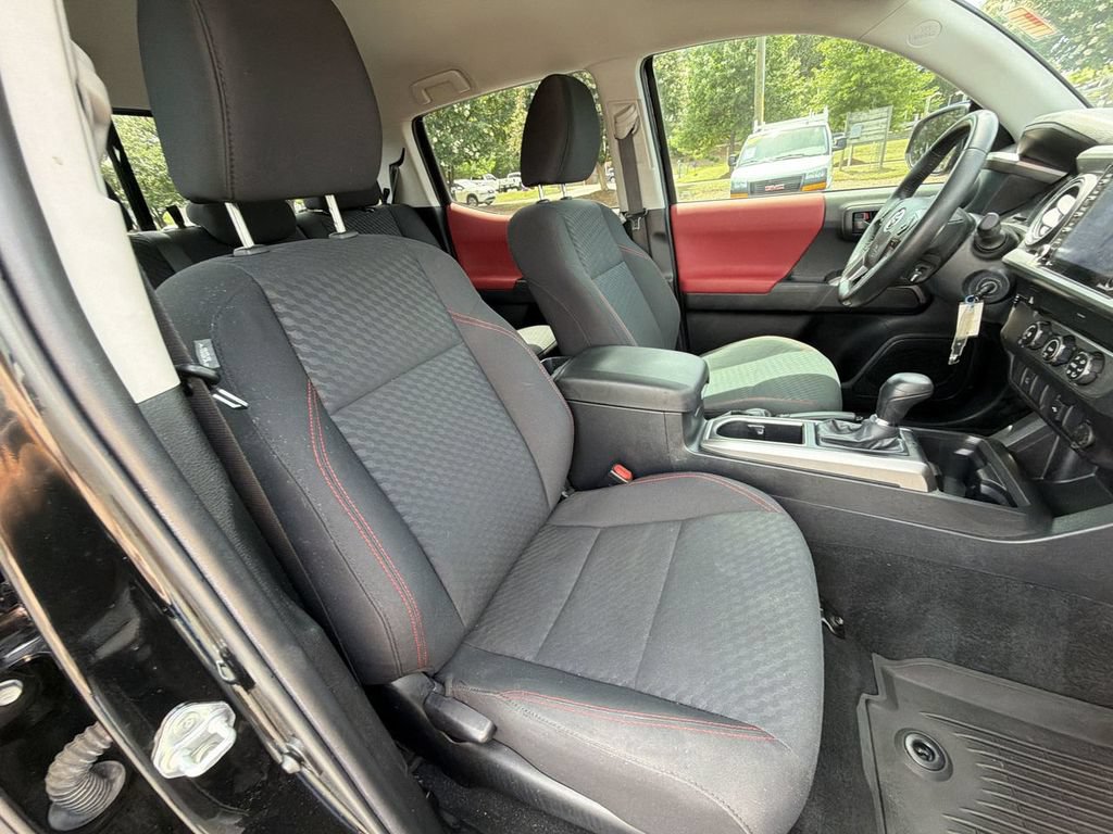 Used 2022 Toyota Tacoma SR5 RWD image 25