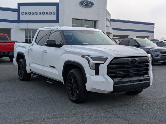 Used 2024 Toyota Tundra SR5 w/ SR5 Premium Package RWD image 1