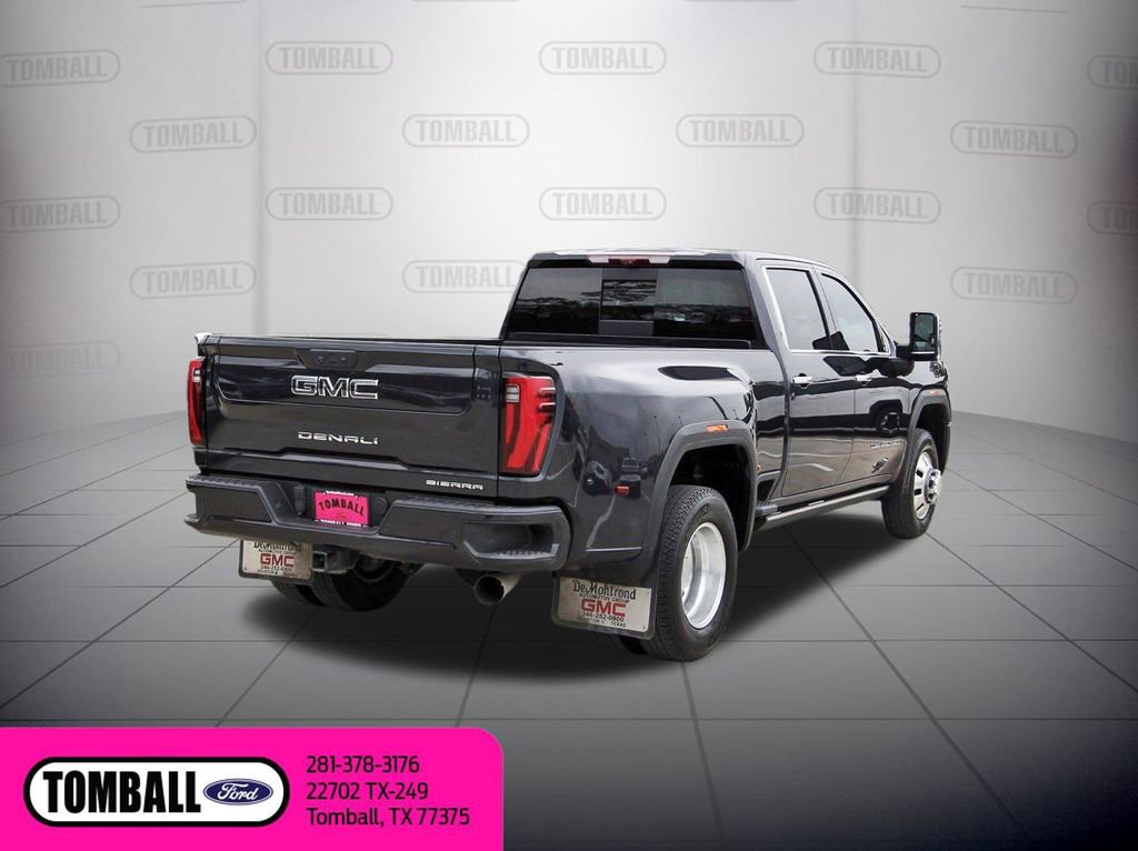 Used 2024 GMC Sierra 3500 Denali Ultimate AWD/4WD image 7