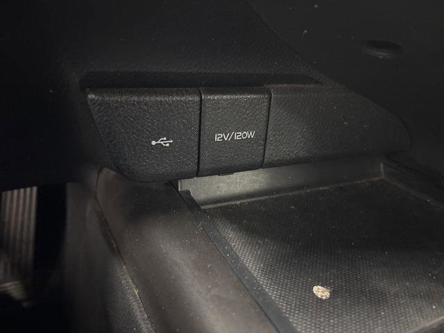 Used 2022 Toyota Camry SE image 14