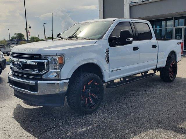 Certified 2022 Ford F250 XLT AWD/4WD image 3