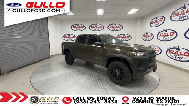 Used 2024 Chevrolet Colorado Trail Boss AWD/4WD image 2