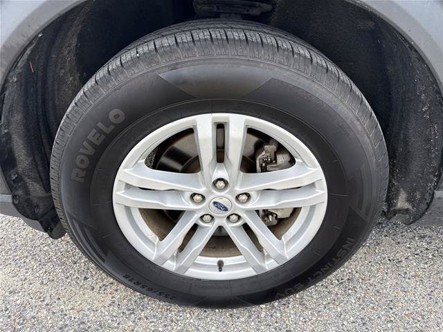 Certified 2023 Ford Explorer XLT w/ Equipment Group 202A AWD/4WD image 33