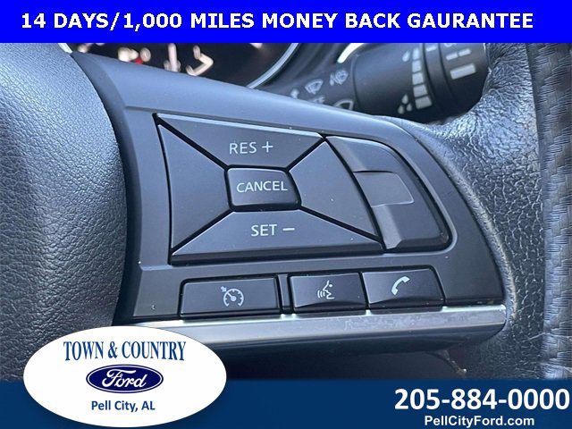 Used 2020 Nissan Rogue SV image 16