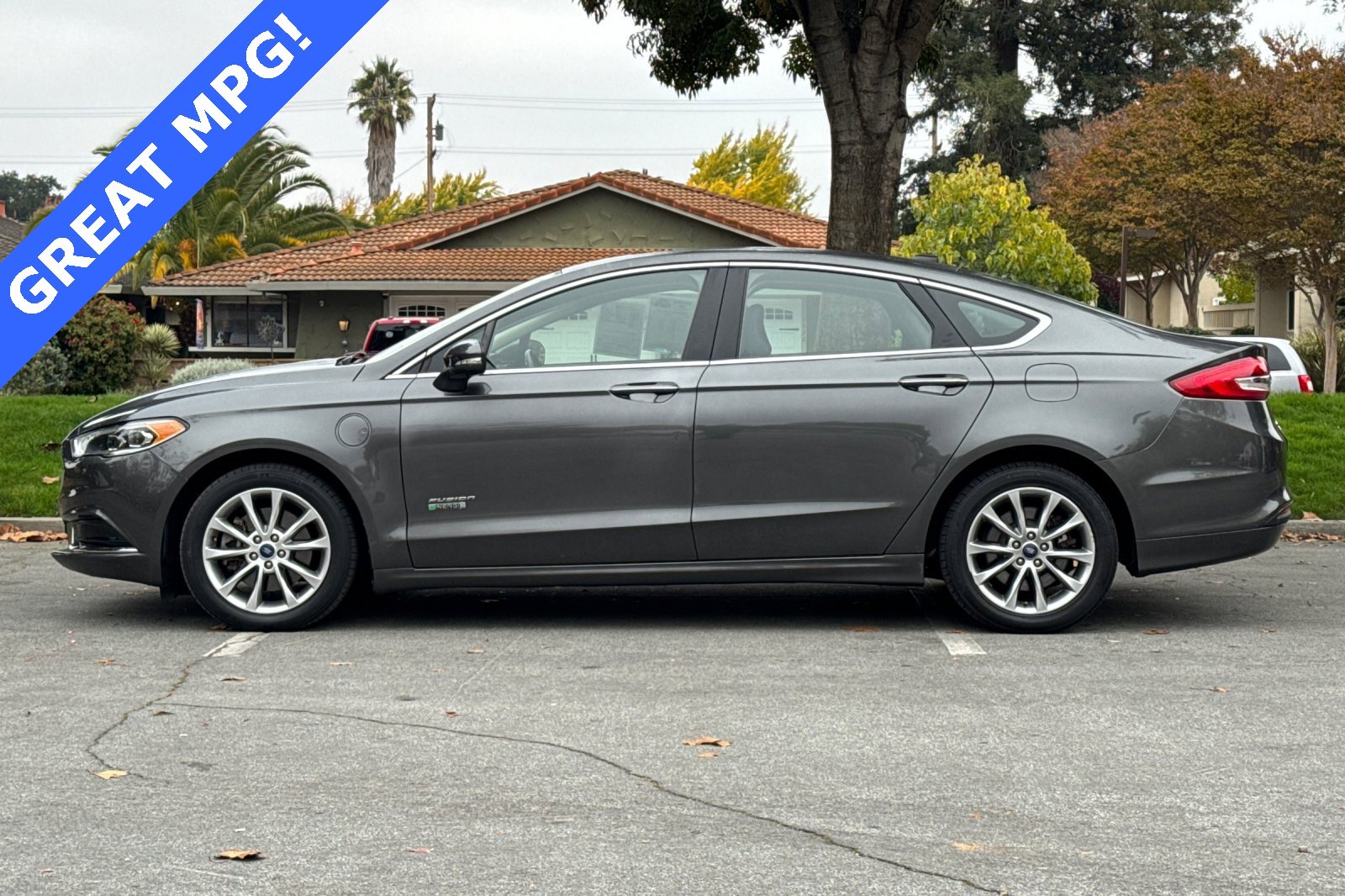 Certified 2018 Ford Fusion Energi SE image 7