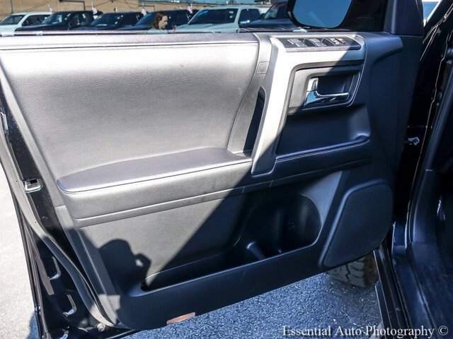 Used 2020 Toyota 4Runner SR5 Premium AWD/4WD image 26