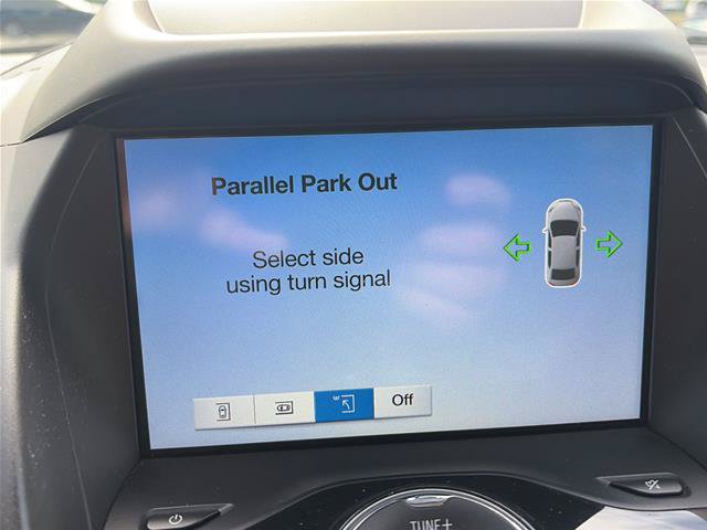 Certified 2019 Ford Escape Titanium AWD/4WD image 33