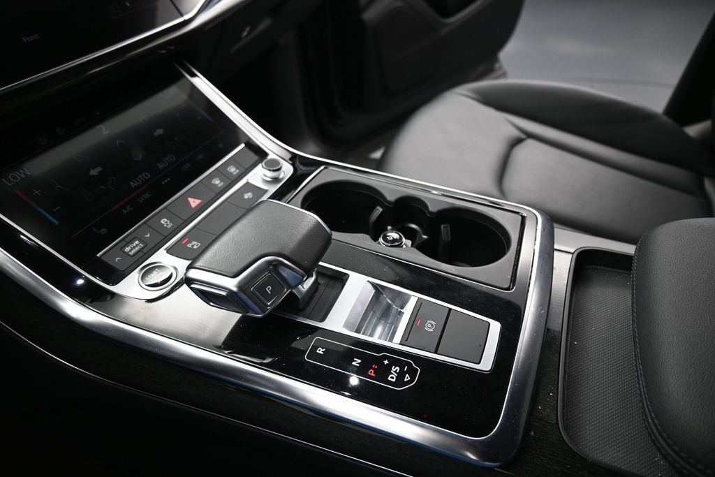 Used 2024 Audi Q7 2.0T Premium AWD/4WD image 15