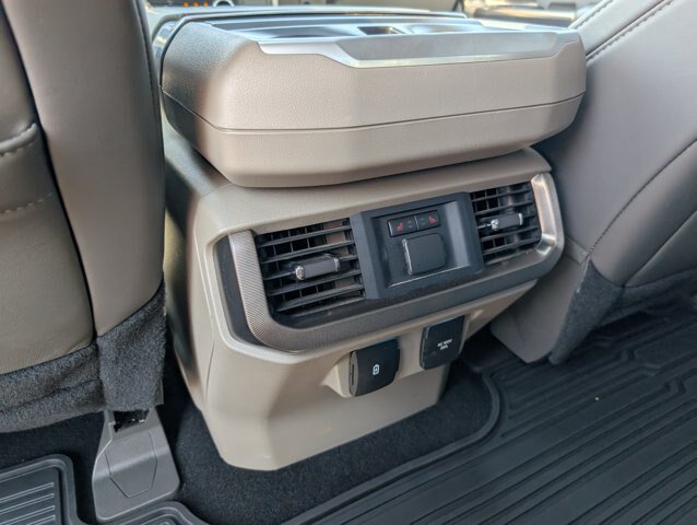 Certified 2024 Ford F150 Platinum w/ Equipment Group 703A Plus AWD/4WD image 31