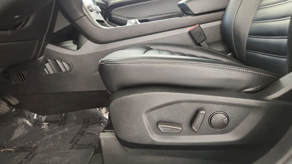 Certified 2022 Ford Edge SEL w/ Convenience Package image 16