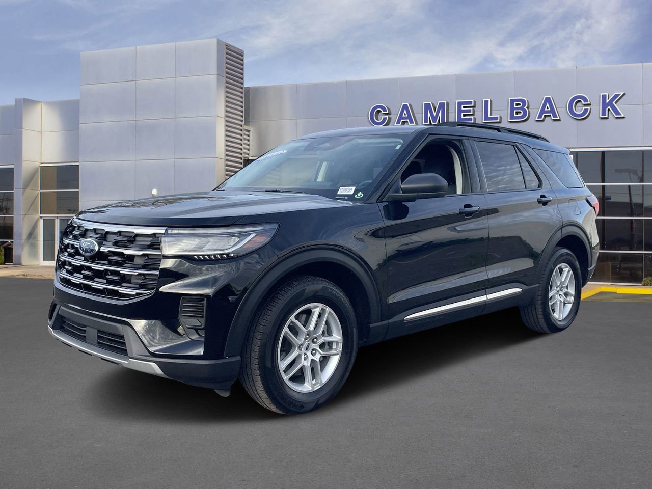 Certified 2025 Ford Explorer Active image 2