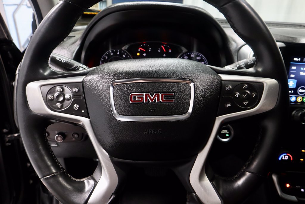 Used 2023 GMC Terrain SLT FWD image 31
