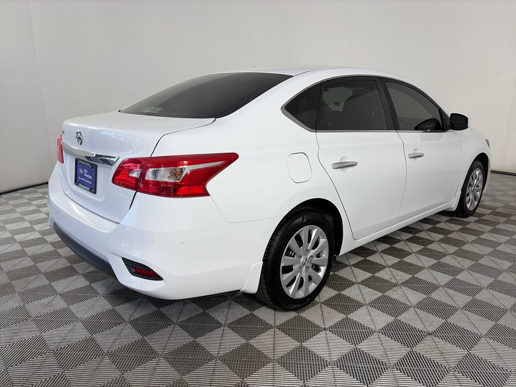 Used 2017 Nissan Sentra S FWD image 7