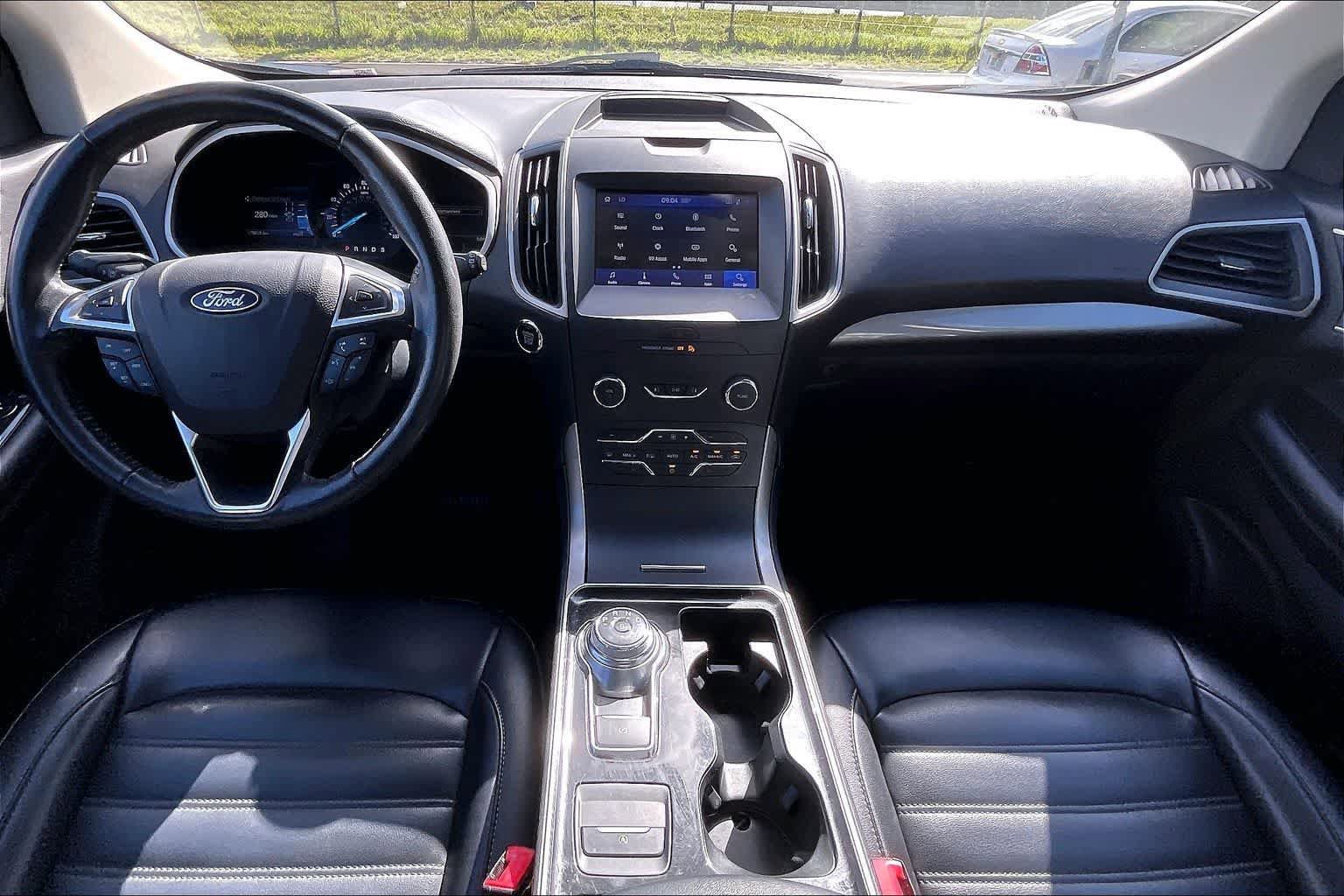 Certified 2020 Ford Edge SEL FWD image 10